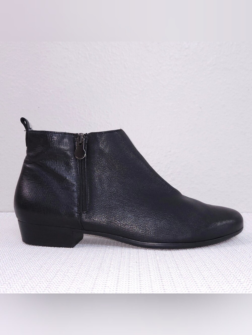 MUNRO Lexi Ankle Boot US 11 Black Leather Kid/Print Booties